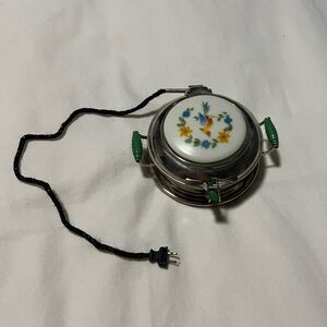 American Girl, Kit Kittredge Waffle Iron, doll accessory